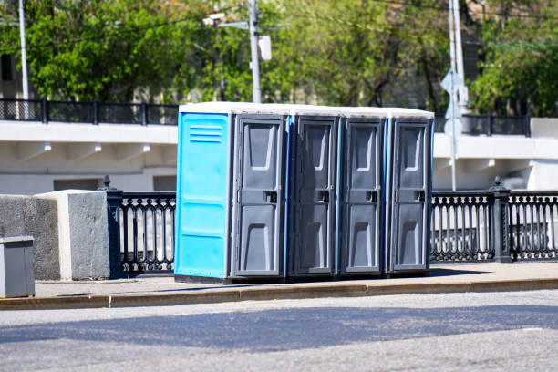 Best Portable restroom trailer rental  in Mford, IL